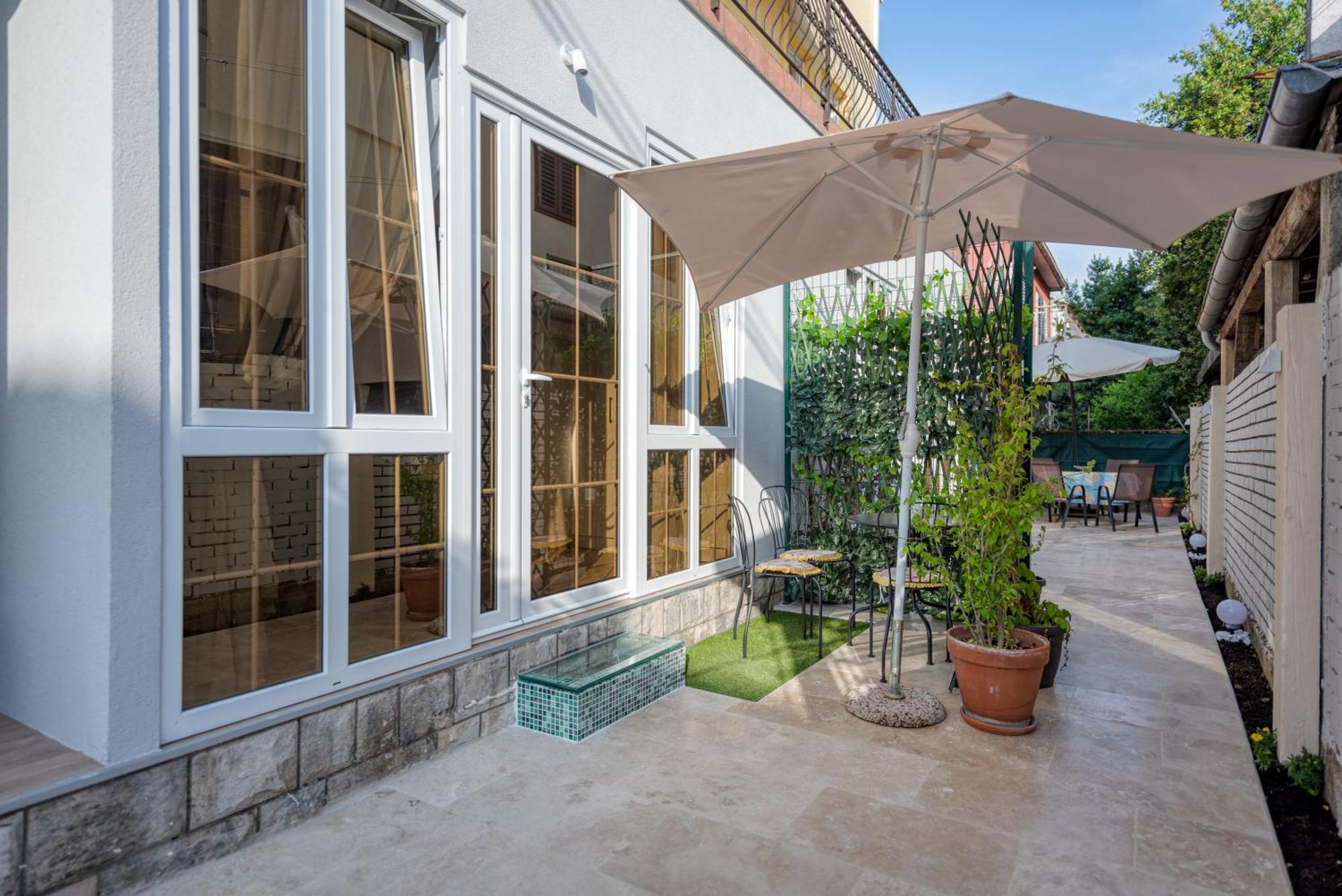 Apartments Vujosevic Tivat Exterior foto